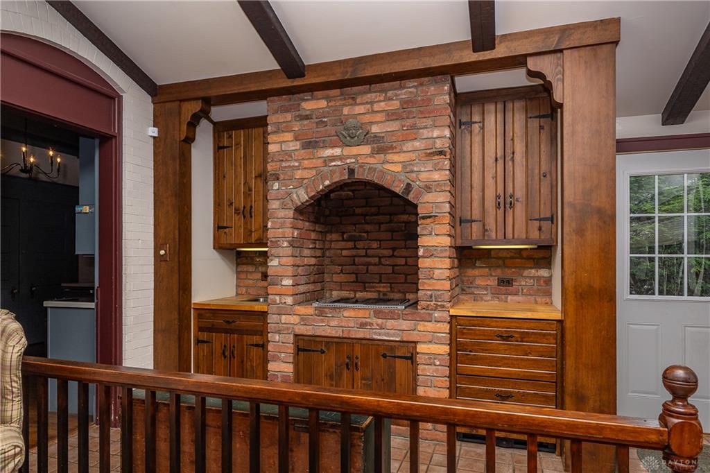 714 N Wayne Property Photo 35