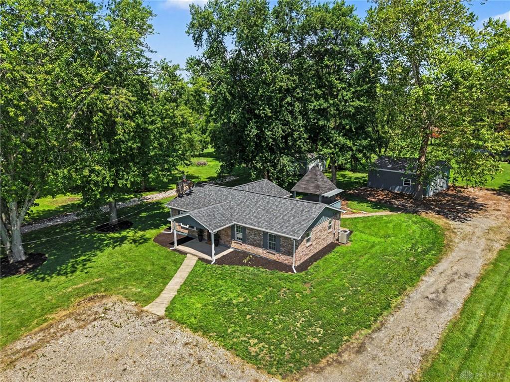 3730 Greentree Property Photo 3