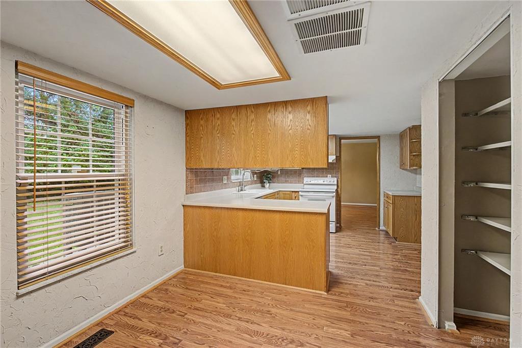 4140 Beech Tree Property Photo 25