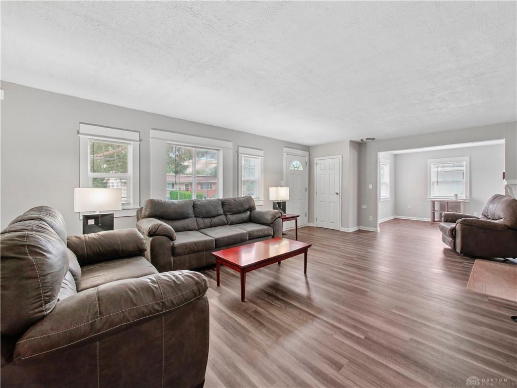 1815 Fieldstone Property Photo 3