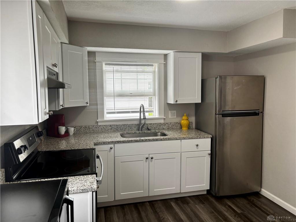 1815 Fieldstone Property Photo 8