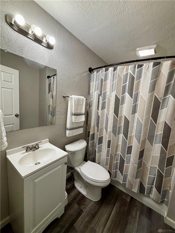 1815 Fieldstone Property Photo 13