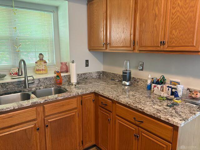 169 Queens Property Photo 5