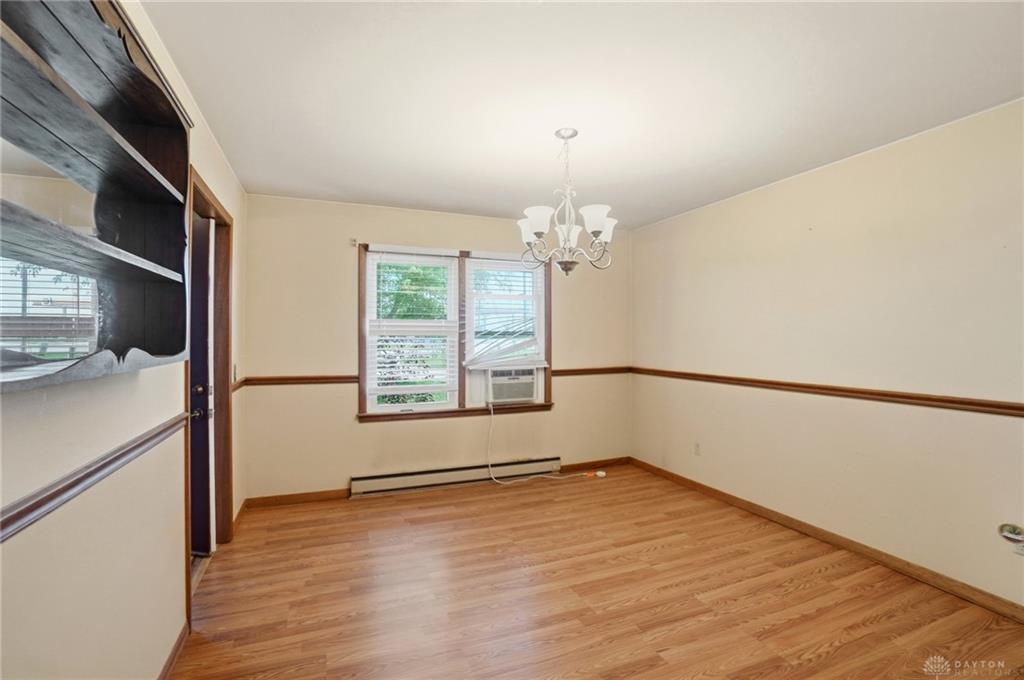 603 E Main Property Photo 5