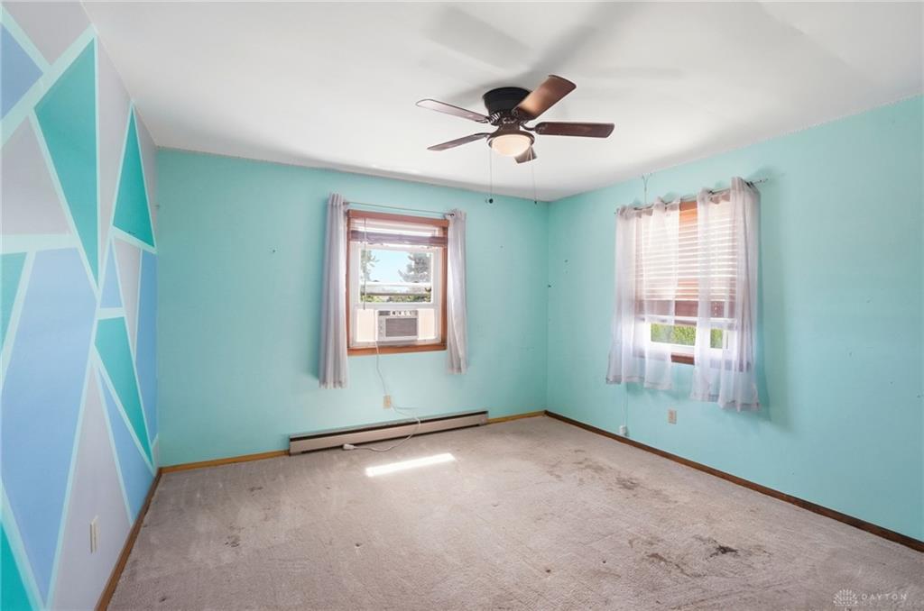 603 E Main Property Photo 24