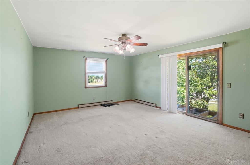 603 E Main Property Photo 30