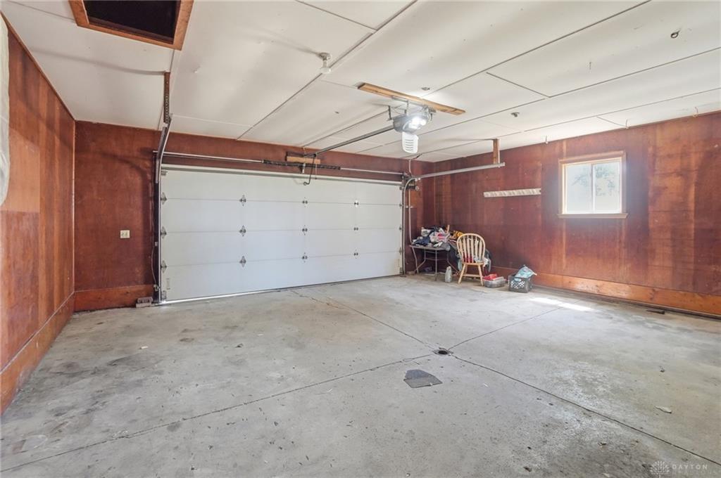 603 E Main Property Photo 35