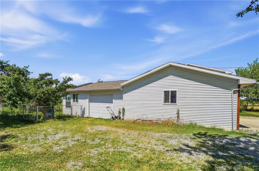 603 E Main Property Photo 41