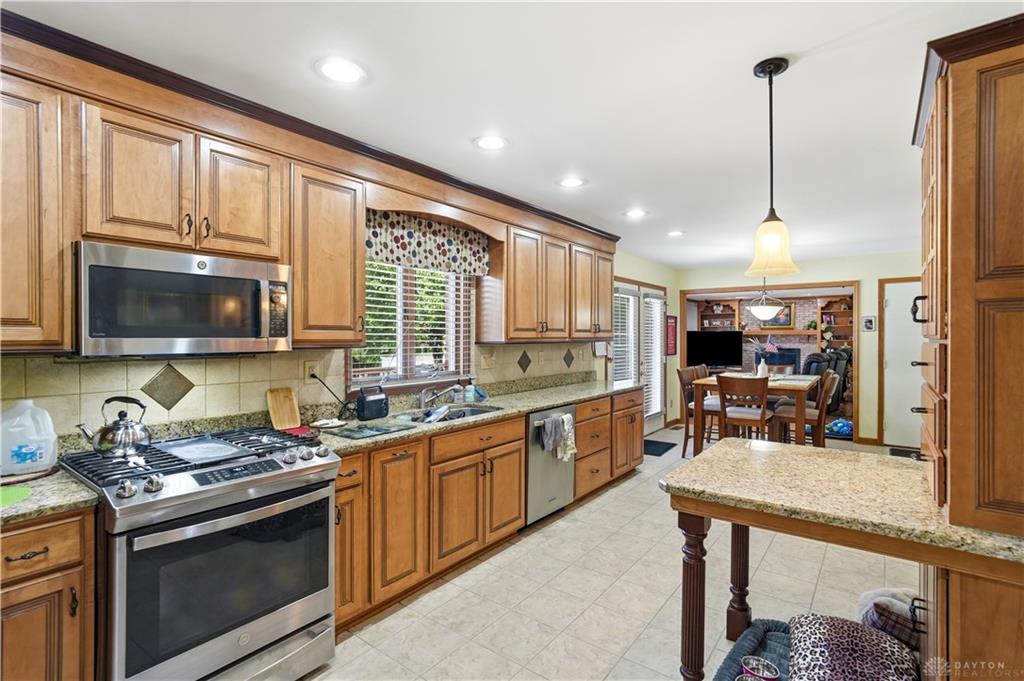578 Beeler Property Photo 18