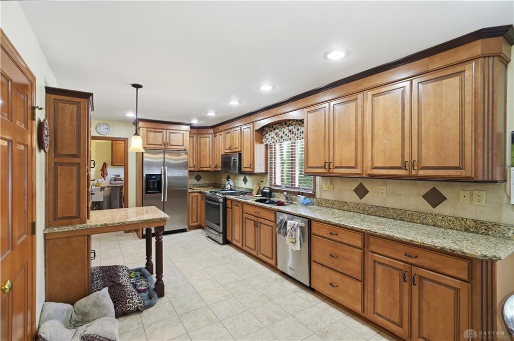 578 Beeler Property Photo 19