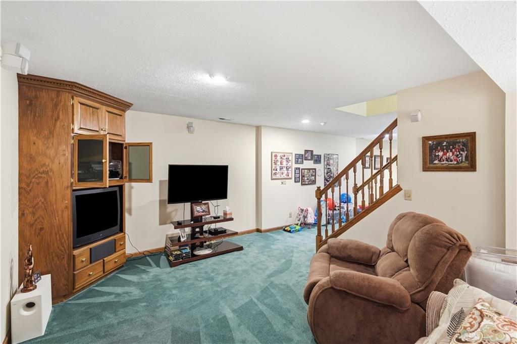 578 Beeler Property Photo 49