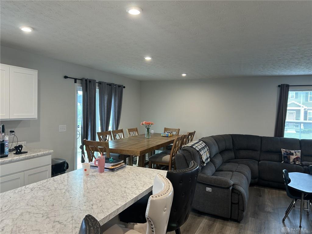 4402 Coneflower Property Photo 4