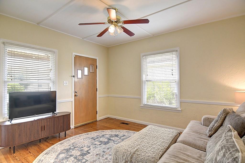 1741 King Property Photo 4