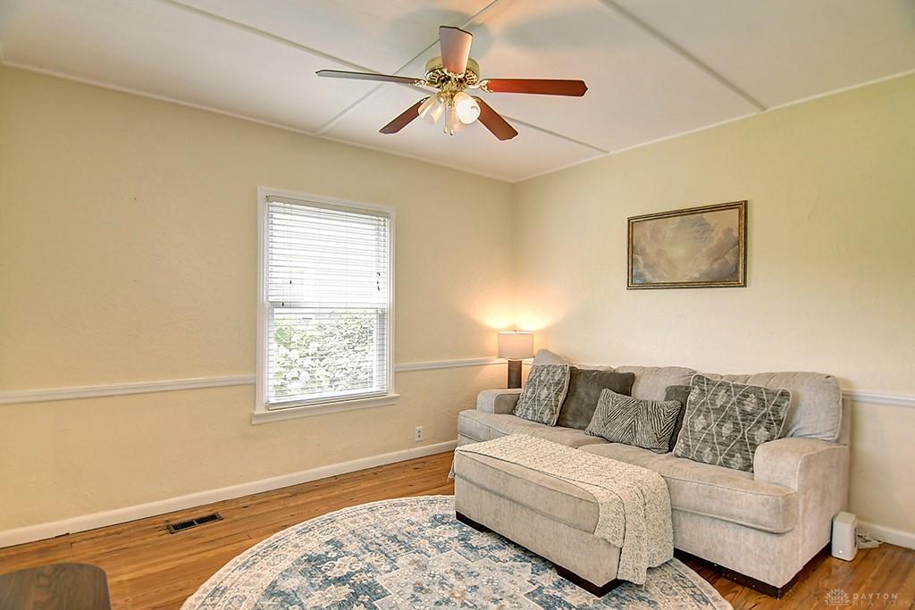 1741 King Property Photo 6