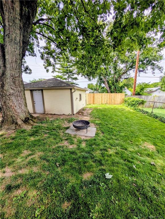 1741 King Property Photo 25