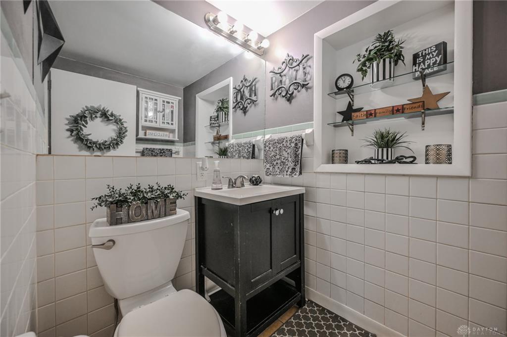 1768 Walnut Property Photo 10