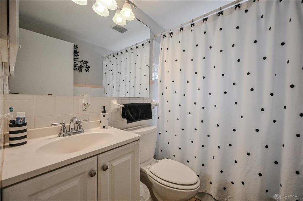 1768 Walnut Property Photo 25