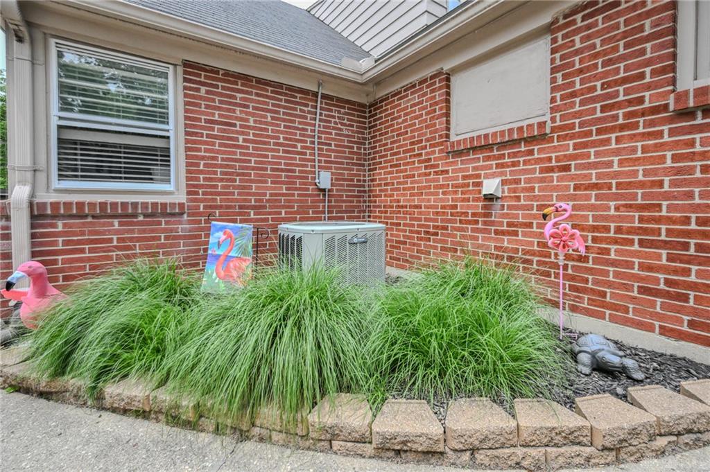 1768 Walnut Property Photo 39