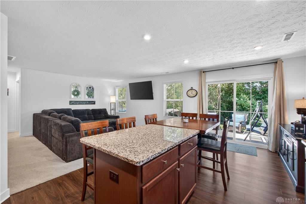 5567 Millbrook Property Photo 8