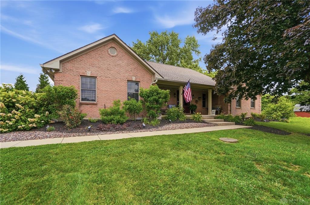 2596 E State Route 73 Property Photo 2