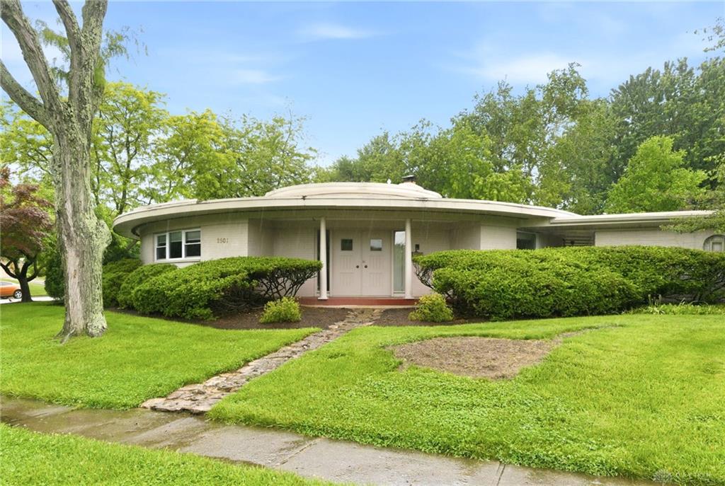 2501 Parklawn Property Photo 4