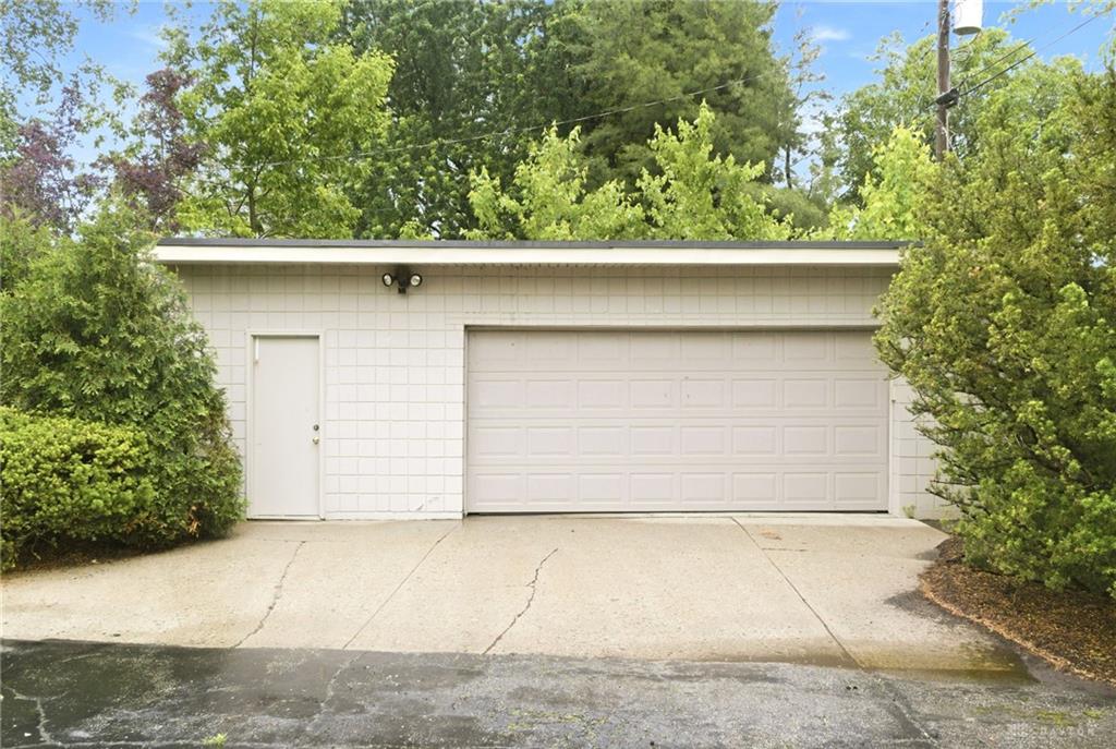 2501 Parklawn Property Photo 41