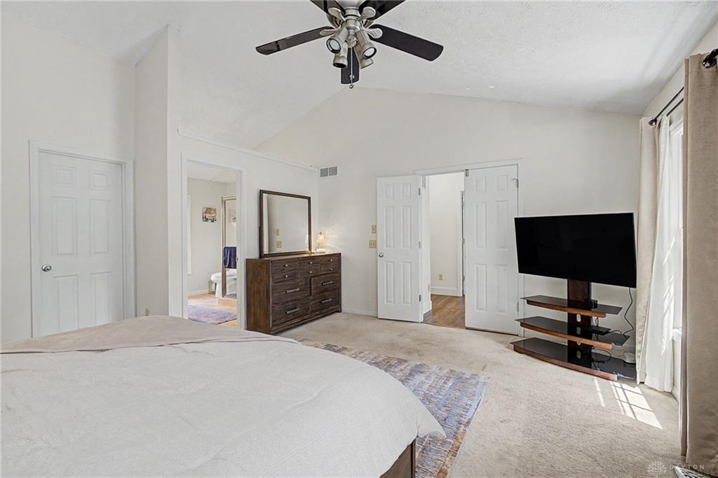 9493 Fox Run Property Photo 27