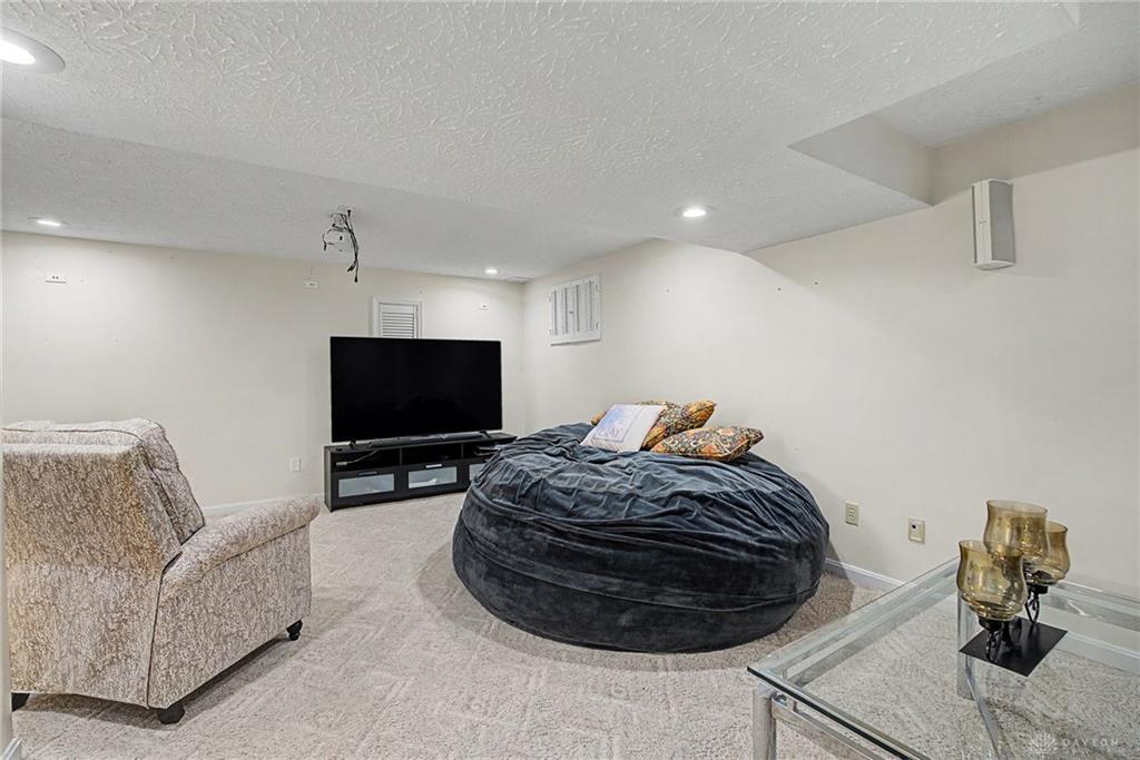 9493 Fox Run Property Photo 40