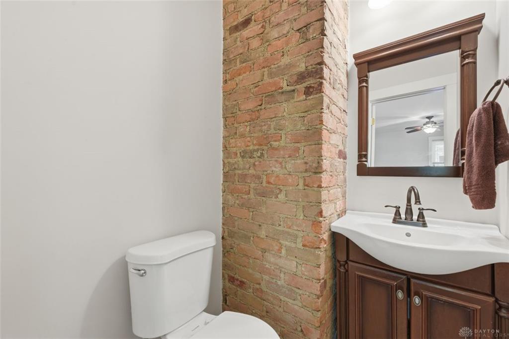 2006 Baltimore Property Photo 27