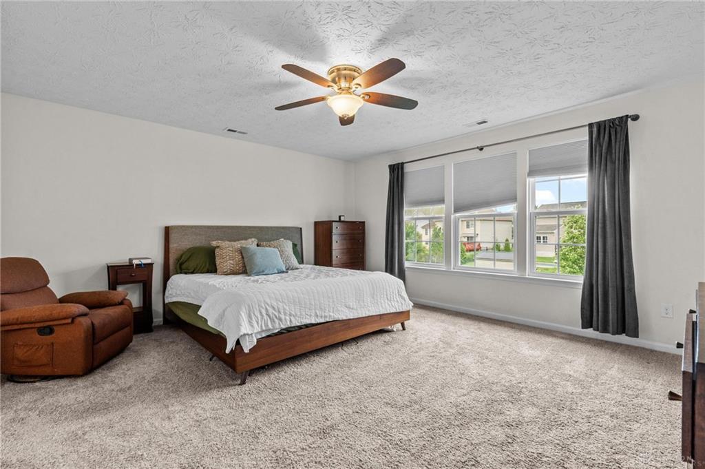 400 Buckingham Property Photo 29