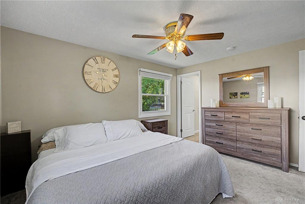 4627 Whitegate Property Photo 16