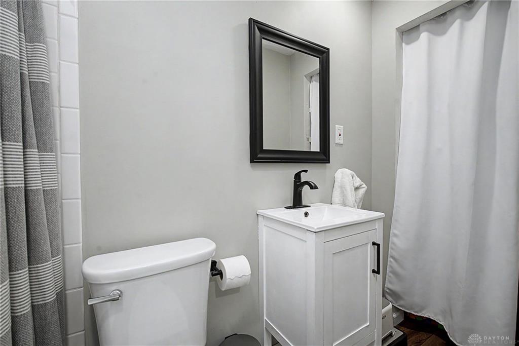 4627 Whitegate Property Photo 25