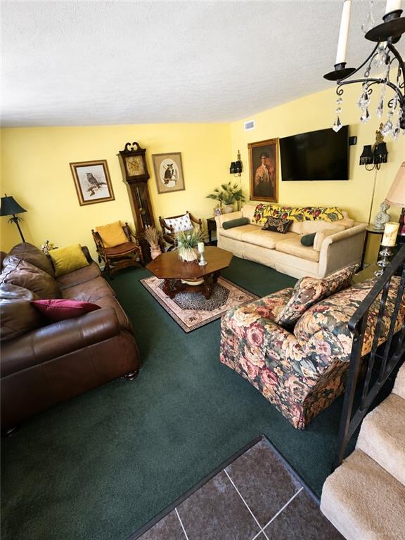 749 Clareridge Property Photo 4