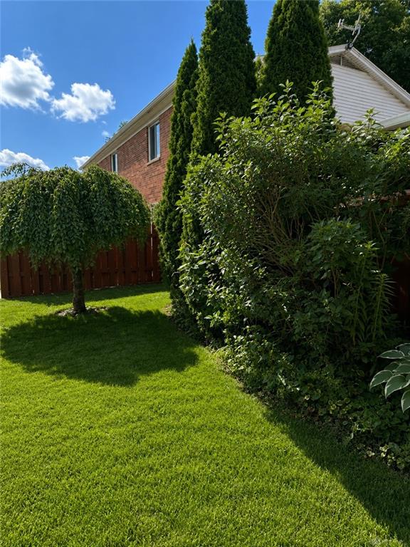 749 Clareridge Property Photo 21
