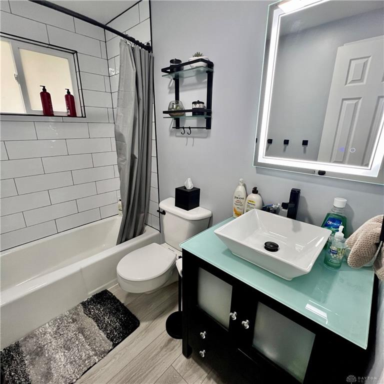 4253 Nevada Property Photo 8
