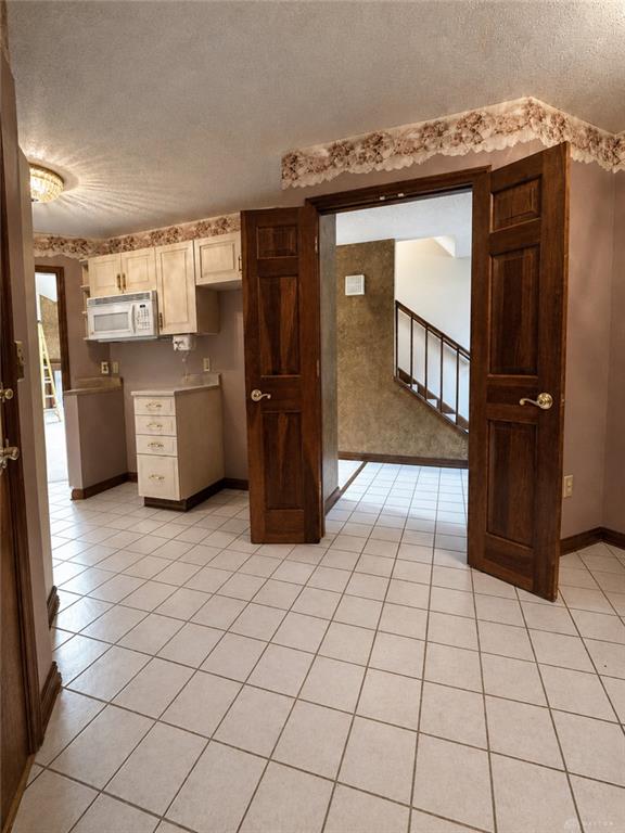 6646 Washington Property Photo 8