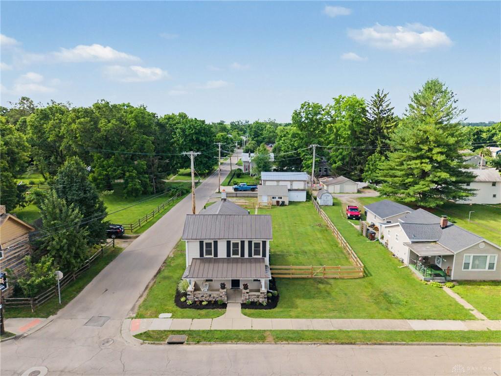 275 E Market Property Photo 32