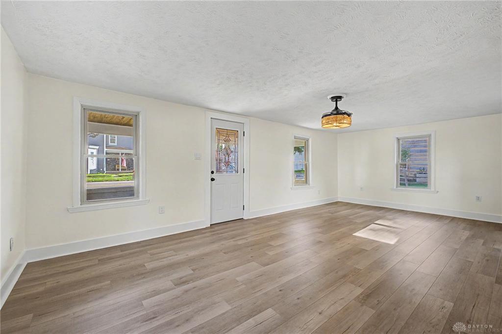 275 E Market Property Photo 36