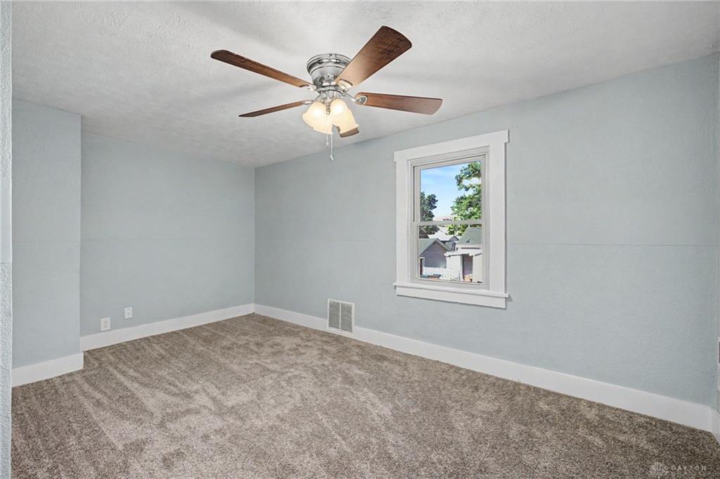 275 E Market Property Photo 41