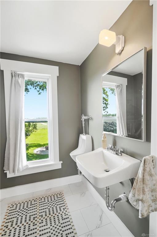 6469 Runkle Property Photo 38
