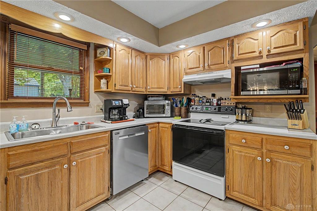 1070 Winston Property Photo 47