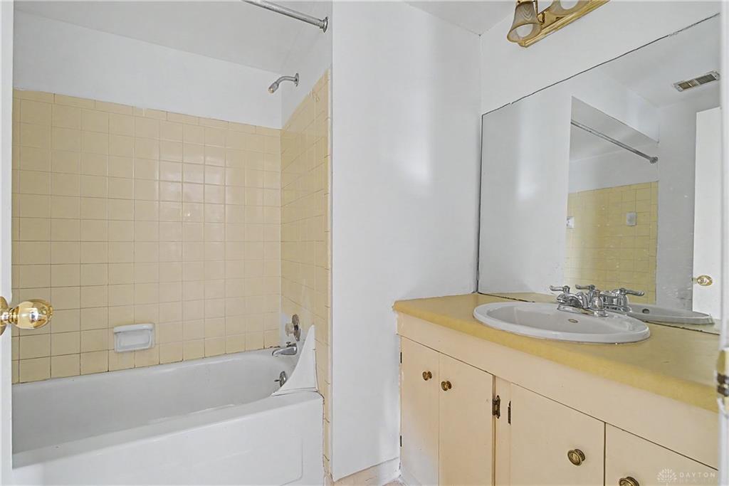 4535 Lansmore Property Photo 17