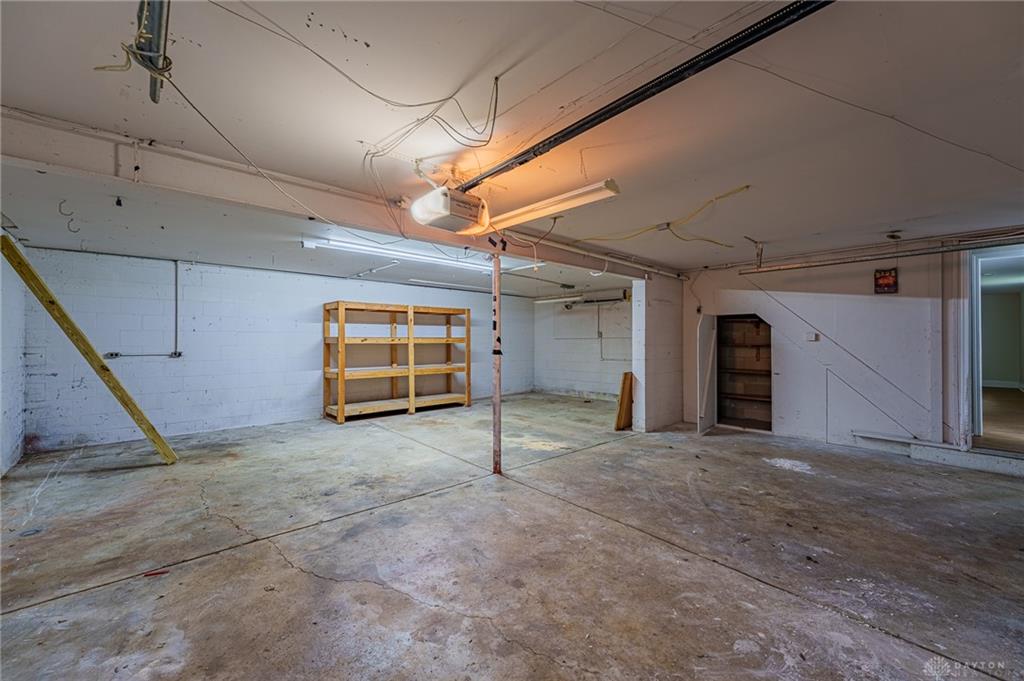 270 Kinsey Property Photo 32
