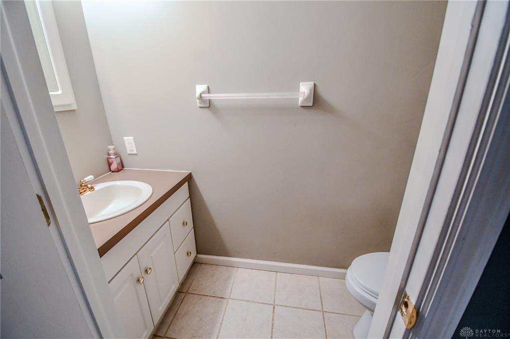 2425 Westlawn Property Photo 20