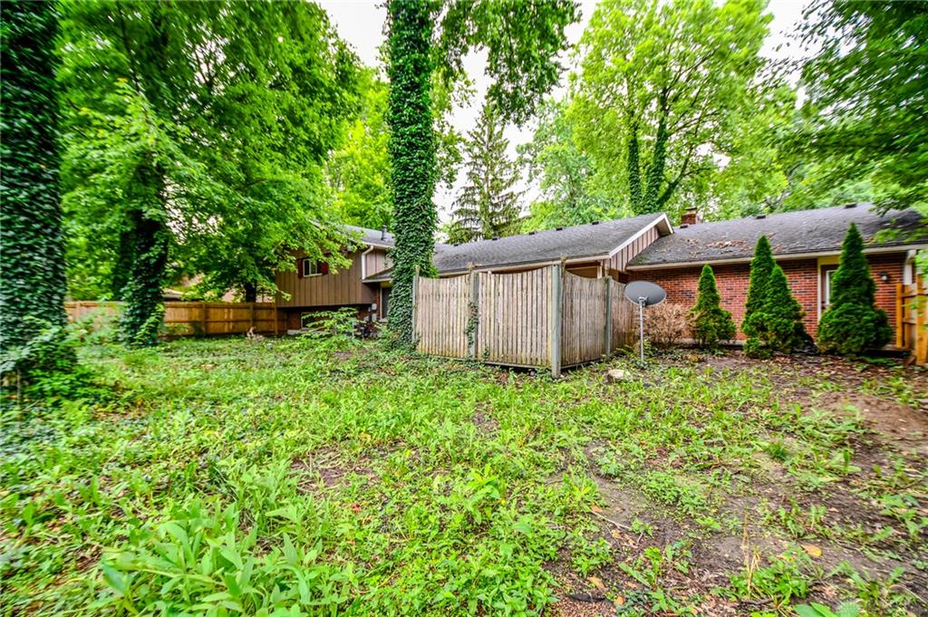 2425 Westlawn Property Photo 44