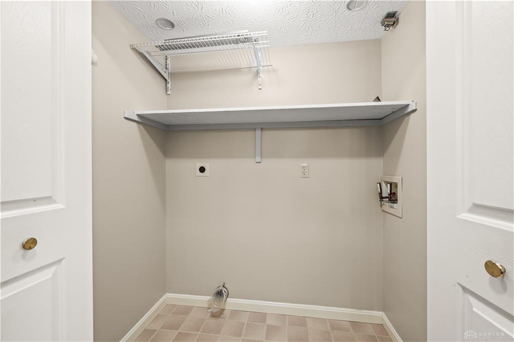 908 Cambridge Property Photo 20