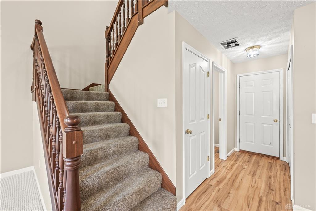 908 Cambridge Property Photo 23