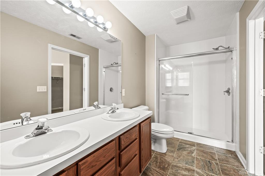 908 Cambridge Property Photo 33