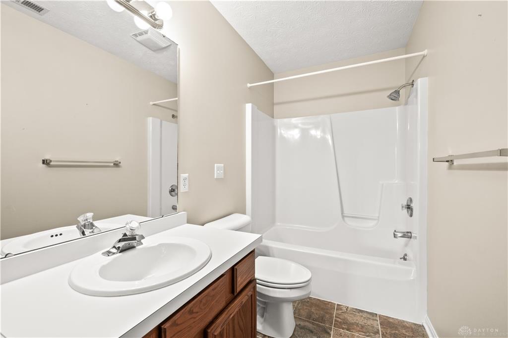 908 Cambridge Property Photo 39