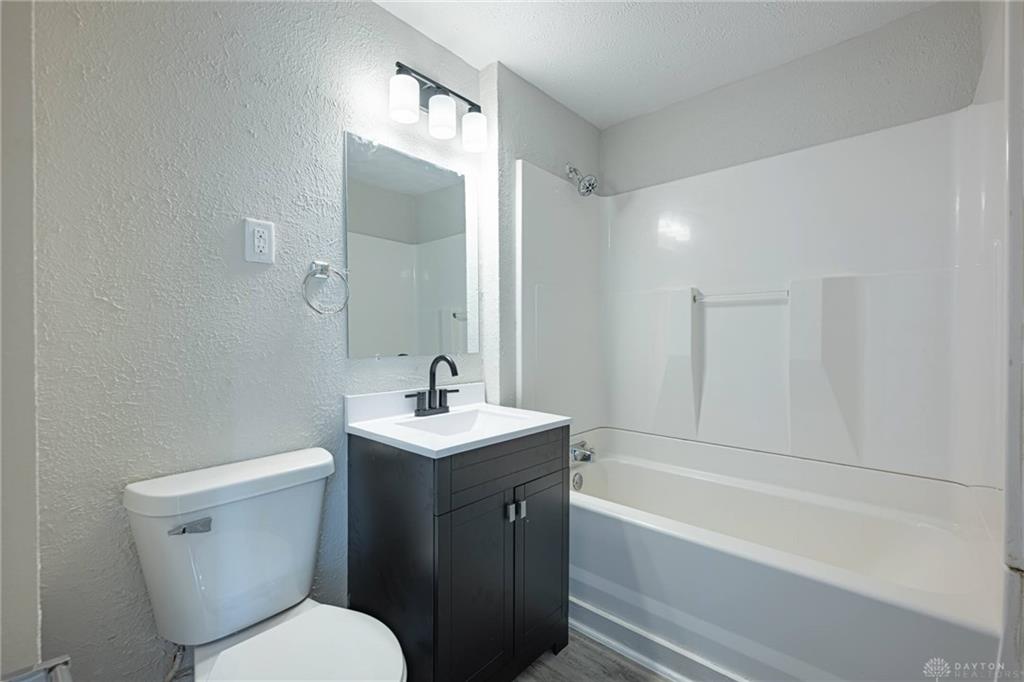 636 Wilfred Property Photo 14